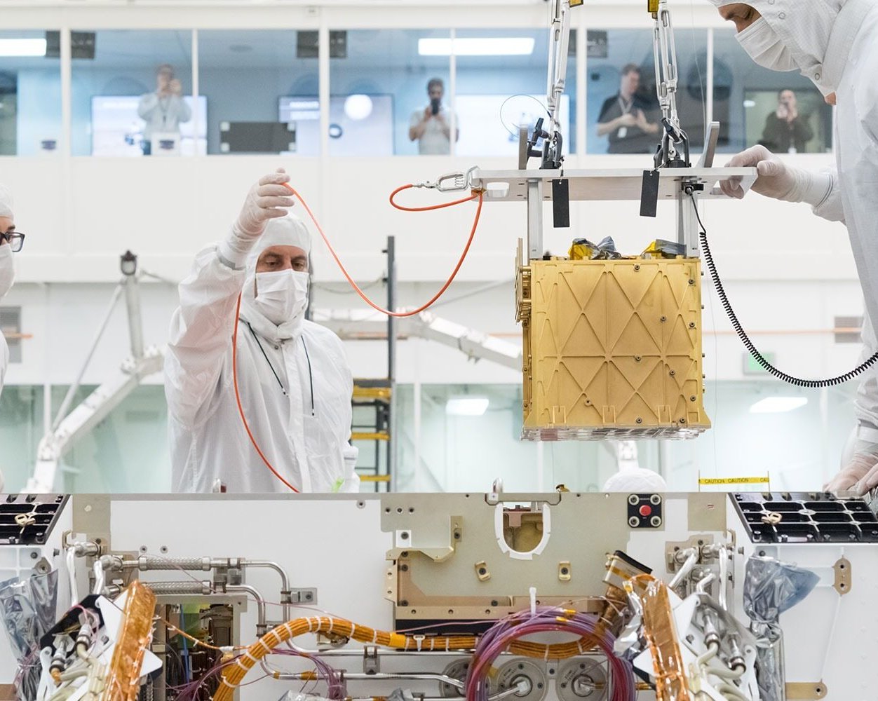 Ровер Perseverance впервые смог произвести на Марсе пригодный для дыхания кислород